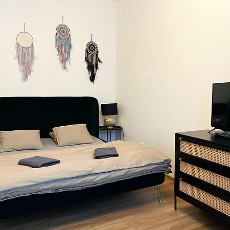 Susilova 14 Apartments III プルジェロフ エクステリア 写真